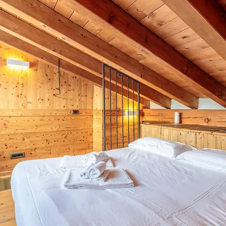 Apartmán Mansarda Ruitor In Centro Storico