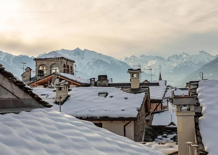 Mansarda Ruitor In Centro Storico Apartment Aosta